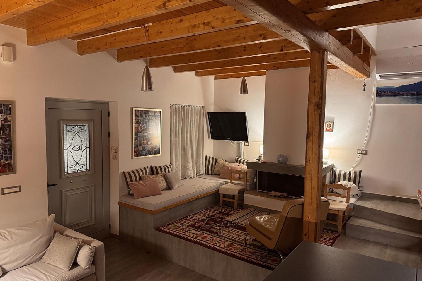 Ianos Maisonette Paralia Sergoulas Exterior photo