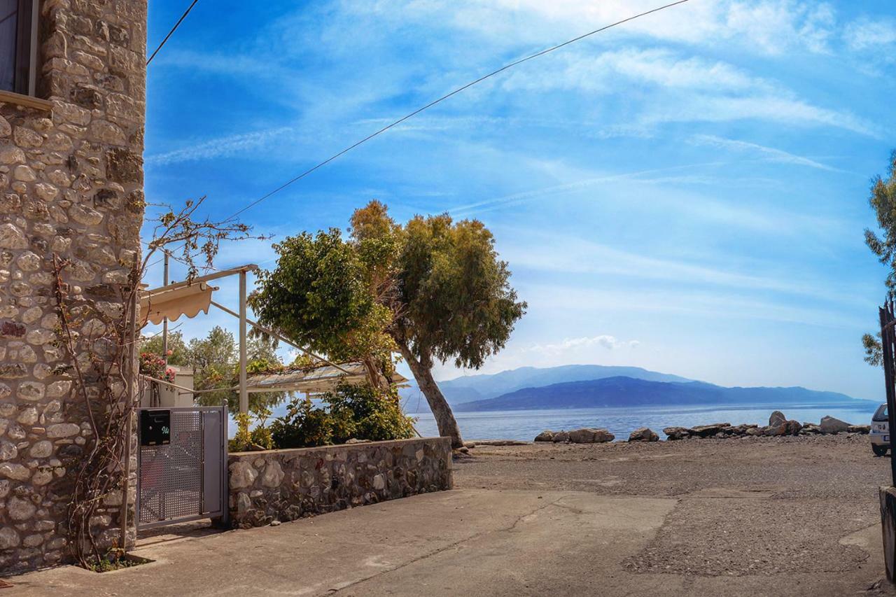 Ianos Maisonette Paralia Sergoulas Exterior photo