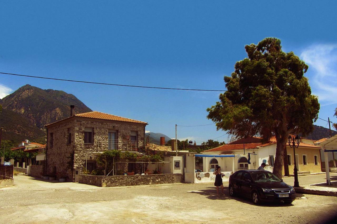 Ianos Maisonette Paralia Sergoulas Exterior photo